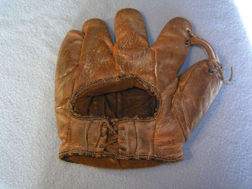 Bob Doerr Globe G73 Back Doug